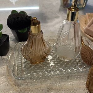 Vintage Elegant Glass Perfume Bottle Set with Gold Accents